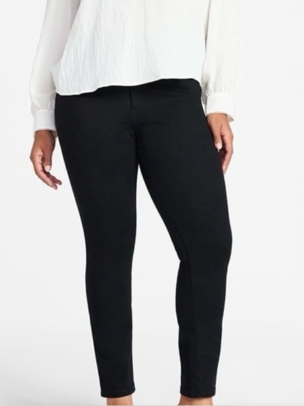 Time and Tru High-Rise Black Slim Jeans